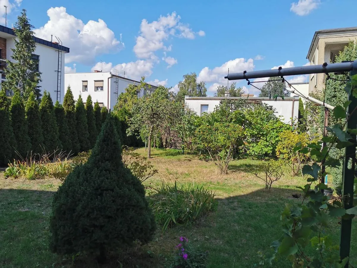 Apartamento Novinea Noclegi Z Balkonem I Ogrodem Poznan Polonia
